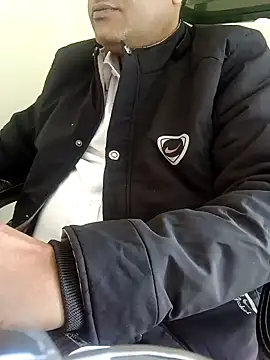 Snapshot of Hot-man39 chatting on December 12, 8:57 am Hot-man39 online show from December 12, 8:57 am