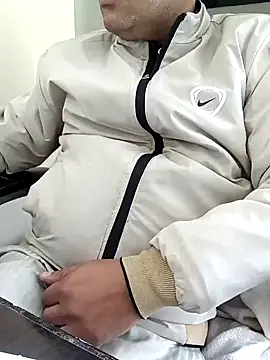 Snapshot of Hot-man39 chatting on December 15, 7:57 am Hot-man39 online show from December 15, 7:57 am