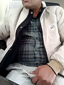 Snapshot of Hot-man39 chatting on December 15, 11:01 am Hot-man39 online show from December 15, 11:01 am