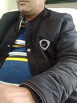 Snapshot of Hot-man39 chatting on December 25, 8:29 am Hot-man39 online show from December 25, 8:29 am