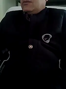 Snapshot of Hot-man39 chatting on December 28, 10:58 am Hot-man39 online show from December 28, 10:58 am