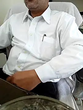 Snapshot of Hot-man39 chatting on January 9, 9:48 am Hot-man39 online show from January 9, 9:48 am