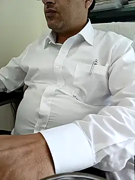 Snapshot of Hot-man39 chatting on January 21, 5:38 am Hot-man39 online show from January 21, 5:38 am