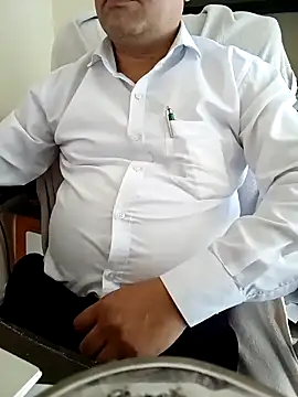 Snapshot of Hot-man39 chatting on January 24, 11:15 am Hot-man39 online show from January 24, 11:15 am