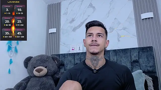 JAYCOB00 online show from December 4, 10:02 am