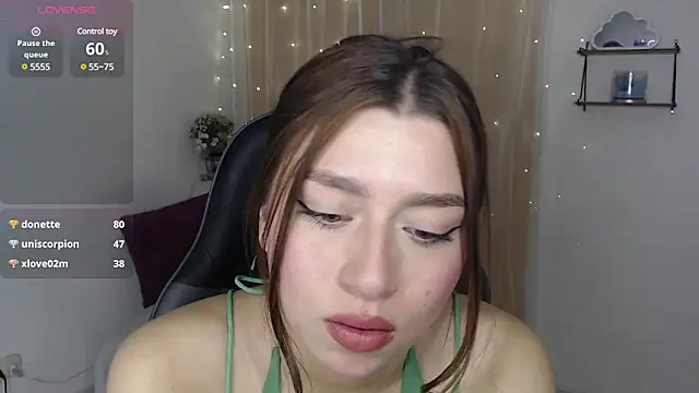 mily thomson b  online show from February 6, 2:44 am