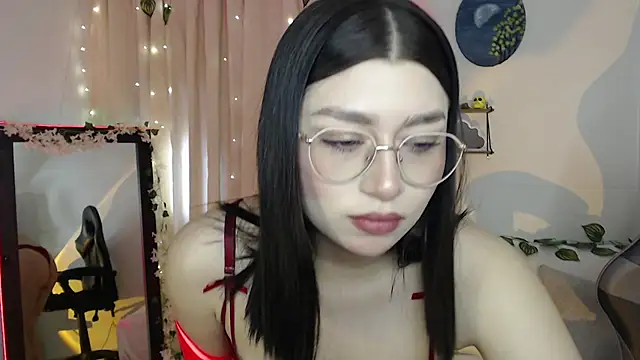 mily thomson b  online show from November 16, 9:20 pm