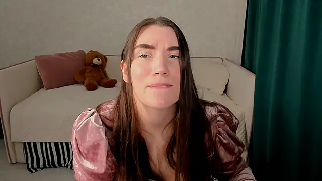 pussyhome2407 online show from February 5, 6:04 pm