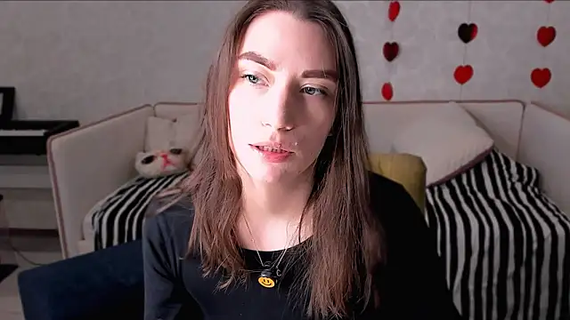 pussyhome2407 online show from February 5, 10:36 pm