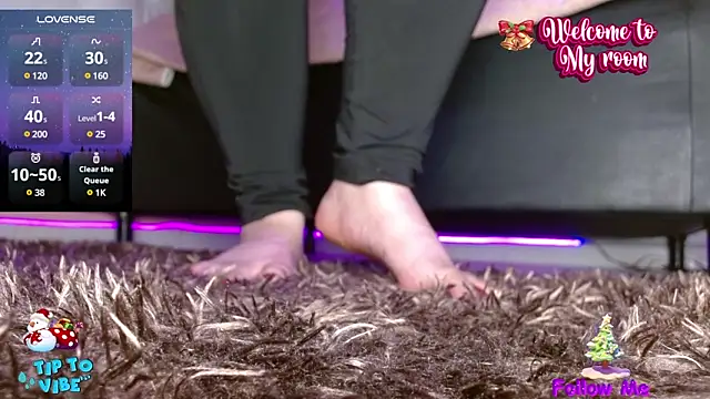 Snapshot of HECATE_23 chatting on December 20, 1:11 pm HECATE 23 online show from December 20, 1:11 pm