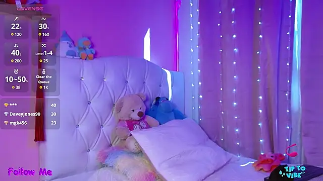 Snapshot of HECATE_23 chatting on January 14, 7:21 pm HECATE 23 online show from January 14, 7:21 pm