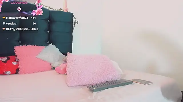 Snapshot of Rubi_30 chatting on March 7, 2:04 am Rubi 30 online show from March 7, 2:04 am