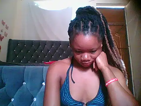 Snapshot of HotJeylee chatting on November 11, 8:25 am HotJeylee online show from November 11, 8:25 am