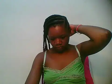 Snapshot of HotJeylee chatting on November 23, 7:35 pm HotJeylee online show from November 23, 7:35 pm