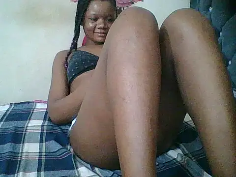 Snapshot of HotJeylee chatting on November 27, 7:05 pm HotJeylee online show from November 27, 7:05 pm