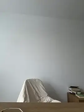 Snapshot of streetdoll chatting on November 11, 8:25 am streetdoll online show from November 11, 8:25 am