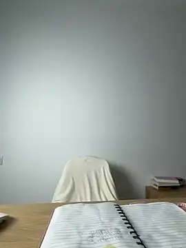 Snapshot of streetdoll chatting on November 26, 7:42 am streetdoll online show from November 26, 7:42 am