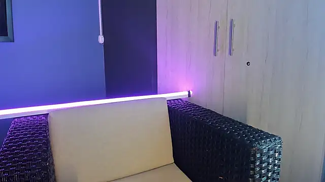 PaulinaDuarte online show from March 7, 1:51 pm