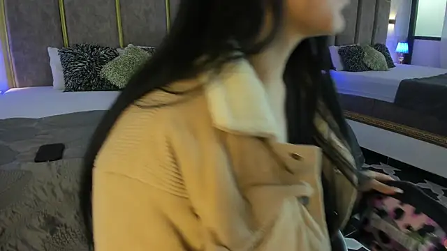 PaulinaDuarte online show from September 17, 12:40 pm