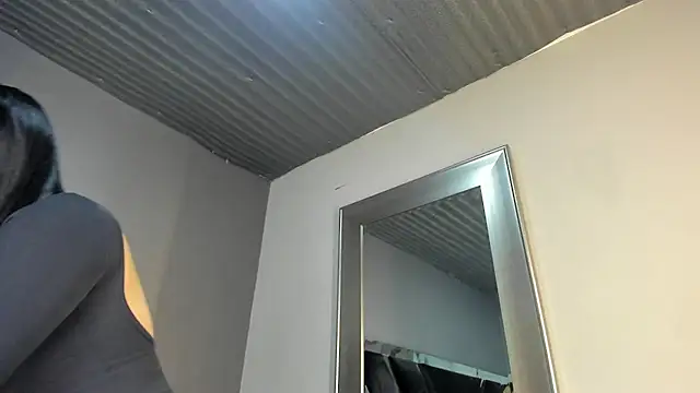 PaulinaDuarte online show from April 17, 12:41 pm