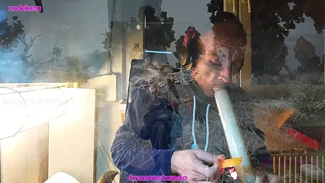 Snapshot of BongChannel chatting on January 21, 3:37 am BongChannel online show from January 21, 3:37 am