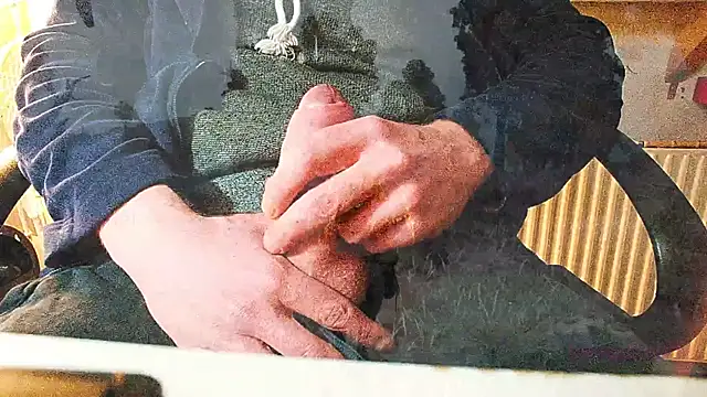 Snapshot of BongChannel chatting on January 21, 3:54 pm BongChannel online show from January 21, 3:54 pm