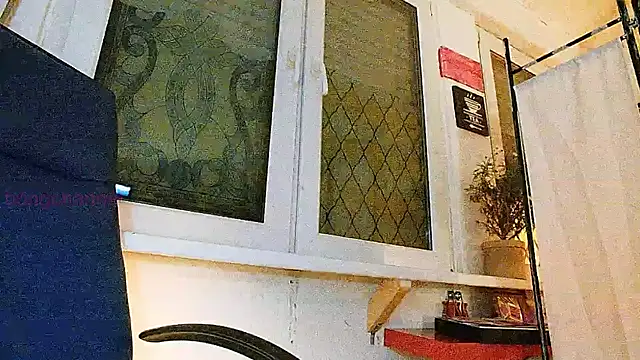 Snapshot of BongChannel chatting on January 21, 6:55 pm BongChannel online show from January 21, 6:55 pm