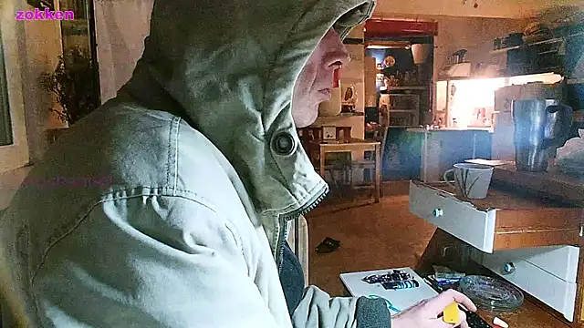 Snapshot of BongChannel chatting on January 28, 5:03 pm BongChannel online show from January 28, 5:03 pm