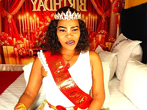 Snapshot of ChloeTyler23 chatting on March 21, 10:28 am ChloeTyler23 online show from March 21, 10:28 am