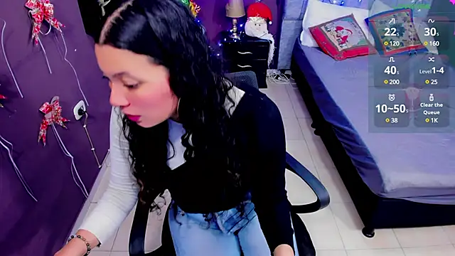 Snapshot of Lana_stone_ chatting on December 20, 7:55 am Lana stone online show from December 20, 7:55 am