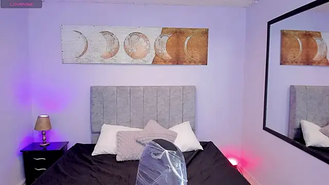 Snapshot of Lana_stone_ chatting on March 4, 3:33 am Lana stone online show from March 4, 3:33 am