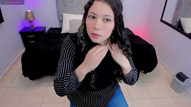 Snapshot of Lana_stone_ chatting on March 11, 7:48 am Lana stone online show from March 11, 7:48 am