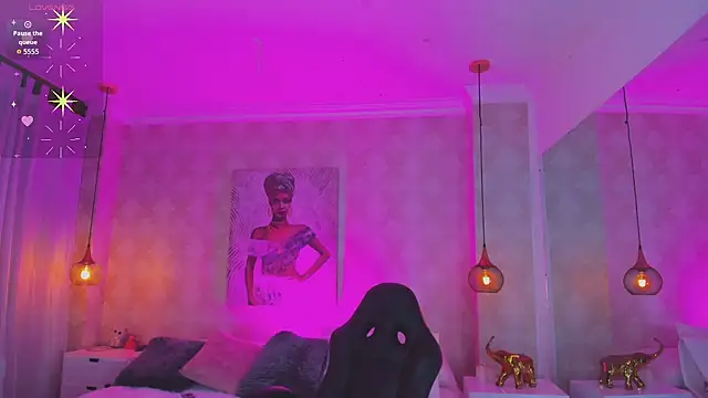 Shantall   online show from September 16, 11:00 am