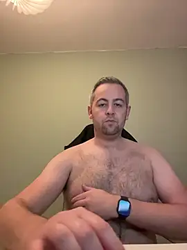 Snapshot of IrishManc chatting on November 14, 2:49 pm IrishManc online show from November 14, 2:49 pm