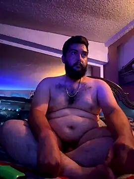 Snapshot of bigdickgio6923 chatting on September 23, 4:48 am bigdickgio6923 online show from September 23, 4:48 am