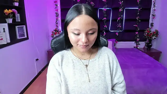 sweelanna   online show from January 24, 6:46 am