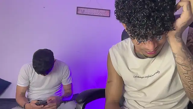 dominic brandd23 online show from February 6, 1:21 am