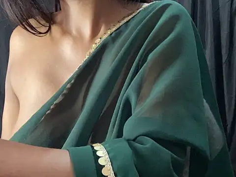 Sexy trisha  7 online show from March 8, 10:45 pm