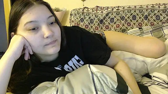 Snapshot of AlisaDevis chatting on January 19, 10:06 am AlisaDevis online show from January 19, 10:06 am