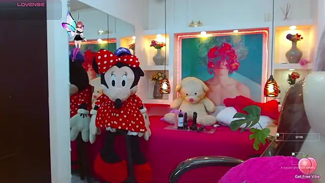 Snapshot of lorenapinto chatting on October 22, 1:50 am lorenapinto online show from October 22, 1:50 am