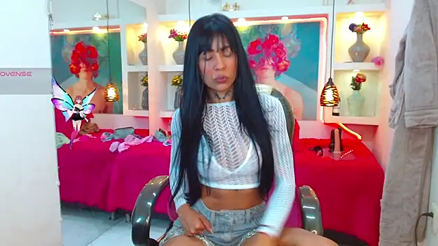 Snapshot of lorenapinto chatting on November 19, 11:38 pm lorenapinto online show from November 19, 11:38 pm