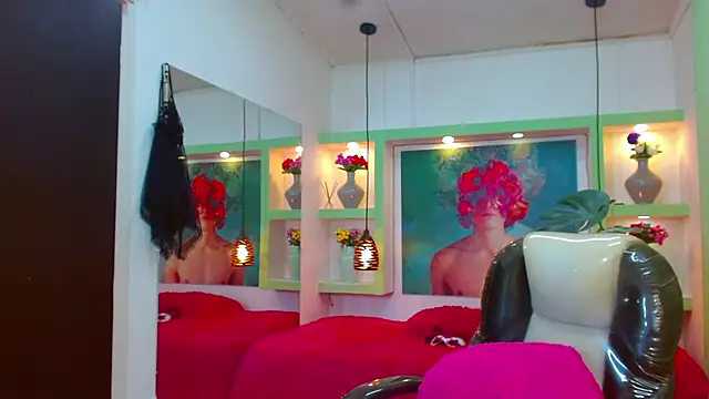 Snapshot of lorenapinto chatting on November 25, 2:33 am lorenapinto online show from November 25, 2:33 am