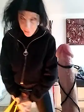 freyamoret online show from February 4, 7:51 am