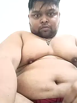 Snapshot of julywwrt chatting on December 19, 4:02 am julywwrt online show from December 19, 4:02 am