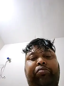 Snapshot of julywwrt chatting on March 16, 4:23 pm julywwrt online show from March 16, 4:23 pm