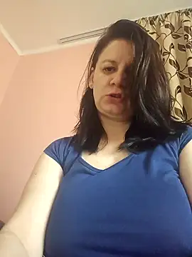 Snapshot of KristenVega chatting on January 24, 8:44 am KristenVega online show from January 24, 8:44 am