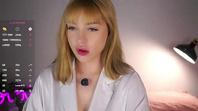 KateDolphin online show from April 12, 6:24 pm