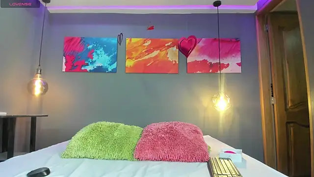 summer lee  online show from December 26, 6:22 pm