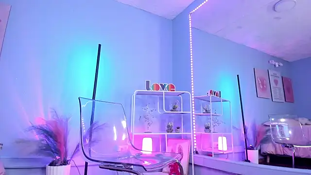 Snapshot of MaveParks_ chatting on October 1, 11:38 am MaveParks online show from October 1, 11:38 am