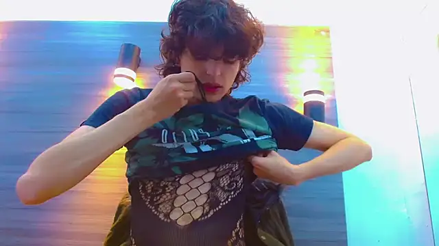 Sr BonnyEthan online show from April 8, 1:00 pm